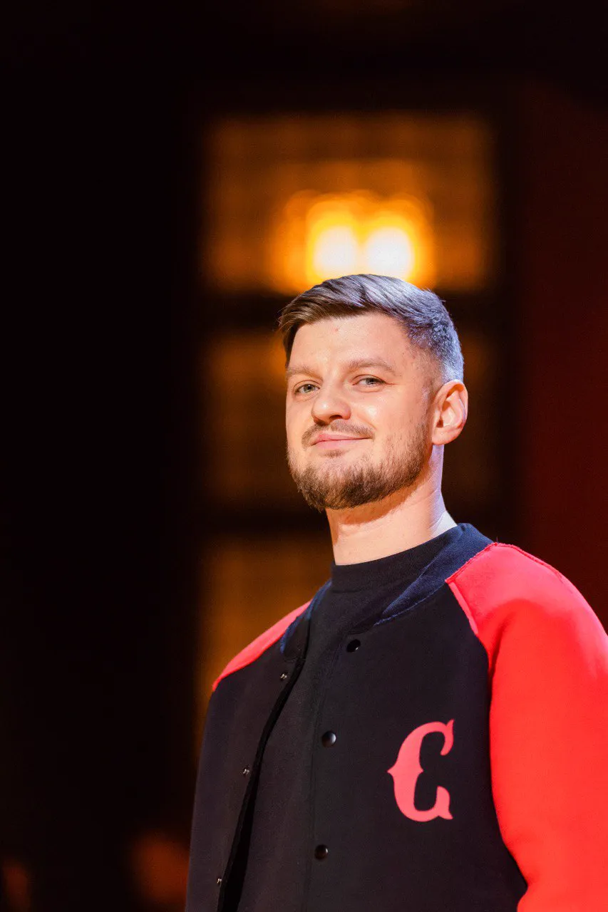 Алексей Жаров